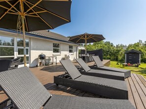 Outdoor dining - "Laulu" - 200m from the sea by Interhome (Væggerløse)