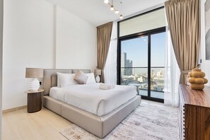 3 bedrooms, in-room safe, iron/ironing board, WiFi - Luxury 3BR APT with Pool and Gym (Dubai)