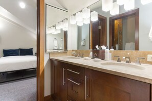 Hiustenkuivaaja, pyyhkeet