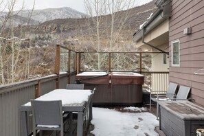 Outdoor dining - Cascade Village - Westhaven Condo Sleeps 24 (Vail)