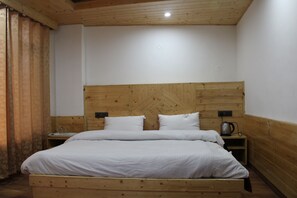 Free WiFi - Apple Field House - Hotel in Old Manali (Manali)