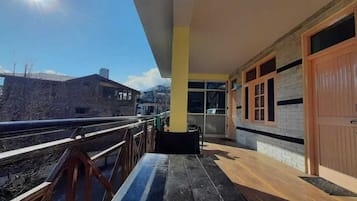 Standard Room, 1 Bedroom | Balcony