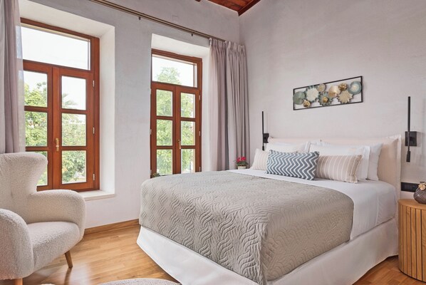 1 chambre, fer et planche à repasser, lit parapluie, Wi-Fi gratuit