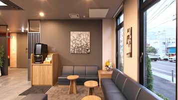 ロビー応接スペース