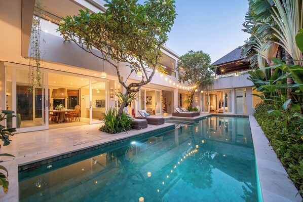 Outdoor pool - Villa Sunsara 2 (Canggu)