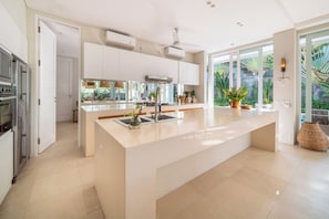 Private kitchen - Villa Sunsara 2 (Canggu)