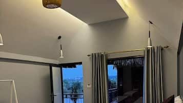 Colchones con pillow-top, minibar, wifi gratis y ropa de cama