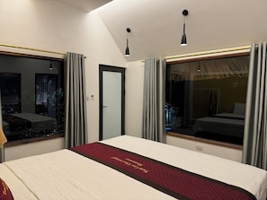 Pillowtop beds, minibar, free WiFi, bed sheets - Tam Coc Golden Fields Homestay  (Hoa Lu)