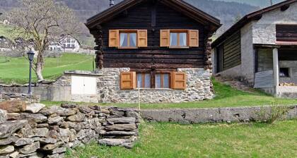 Romantic Chalet in the Leventina Mountains (Romantic Chalet)