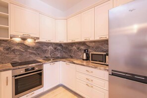 Fridge, microwave, dishwasher, coffee/tea maker - Luxury 2-Bedroom Holiday Apartment Domenica (Orebic)