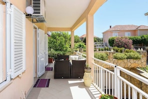 Terrace/patio - Holiday Apartment Sandra with 2-Bedrooms very close to the sea (Orebic)