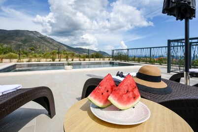 Great Holiday Villa Perla with pool and magnificent sea-view!