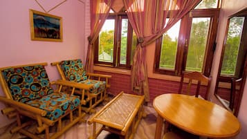 Luxury Double Room, Garden View | Desk, laptop workspace, free WiFi