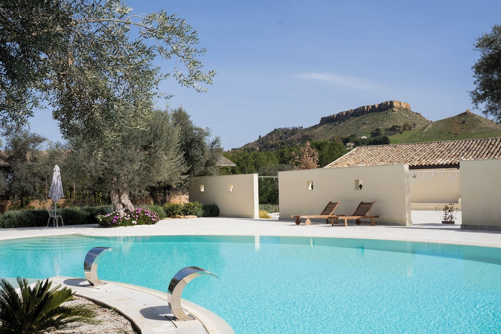 Masseria Santa Barbara