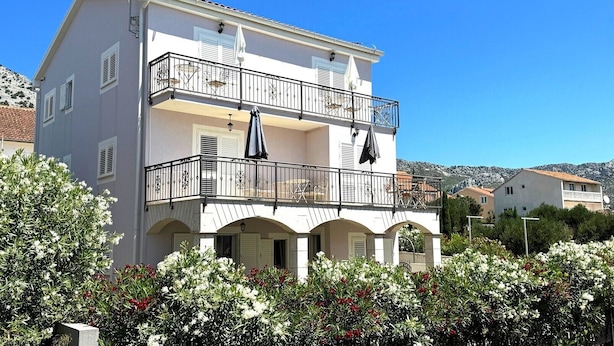 Exterior - Beautiful Studio Apartment for a great vacation near the sea. (Orebic)