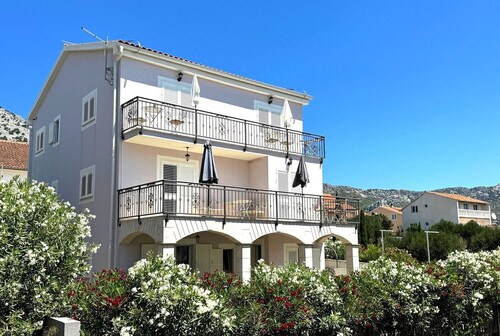 Beautiful Studio Apartment for a great vacation near the sea.