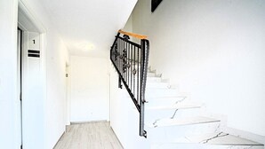 Interior - Bright and Welcoming Apartment for an Unforgettable Seaside Vacation (Orebic)