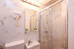 Hair dryer, towels - Studio Apartment with sea view (Orebic)