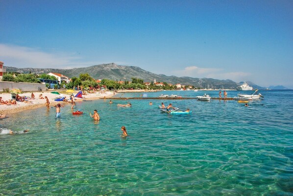 On the beach - Charming Studio Apartment Near the Sea (Orebic)