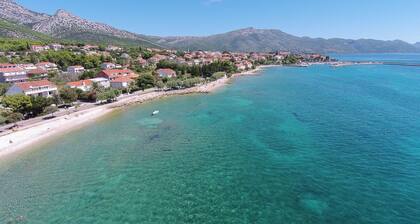 Charming Studio Apartment Near the Sea