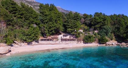 Luxury Holiday Apartment with stunning Sea View