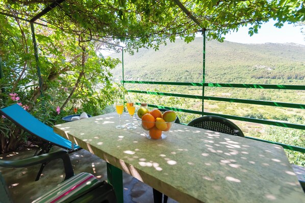 Terrace/patio - Apartment Feel the Nature (Omis)