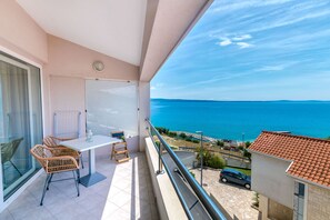 Studio (A3) | Water view