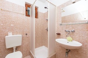 Bathroom - Apartments Andi (Omis)