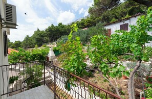 Studio (A2) | Terrace/patio