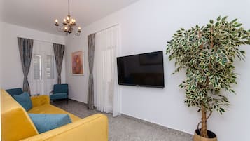 Apartment (A1) | Living room