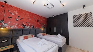 13 camere, una cassaforte in camera, ferro/asse da stiro, Wi-Fi gratuito