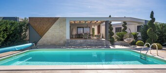 Villa Royal Green Two