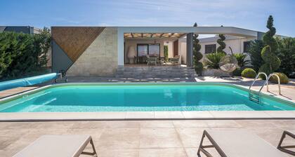 Villa Royal Green Two