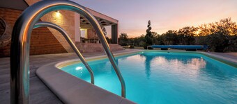 Villa Royal Green One