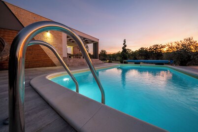 Villa Royal Green One