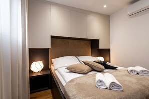 3 bedrooms, iron/ironing board, free WiFi - Villa Royal Green One (Policnik)