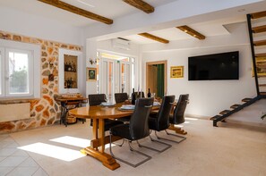 Villa | Private kitchen | Fridge, microwave, oven, stovetop - Villa Nika (Sibenik)
