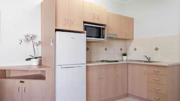 Fridge, microwave, stovetop, toaster