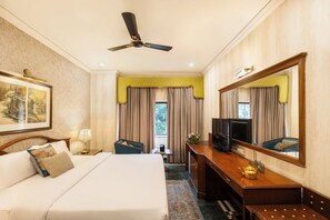 Studio Suite Mewah, pemandangan kota | Meja kerja, ruang kerja ramah laptop, dan Wi-Fi gratis