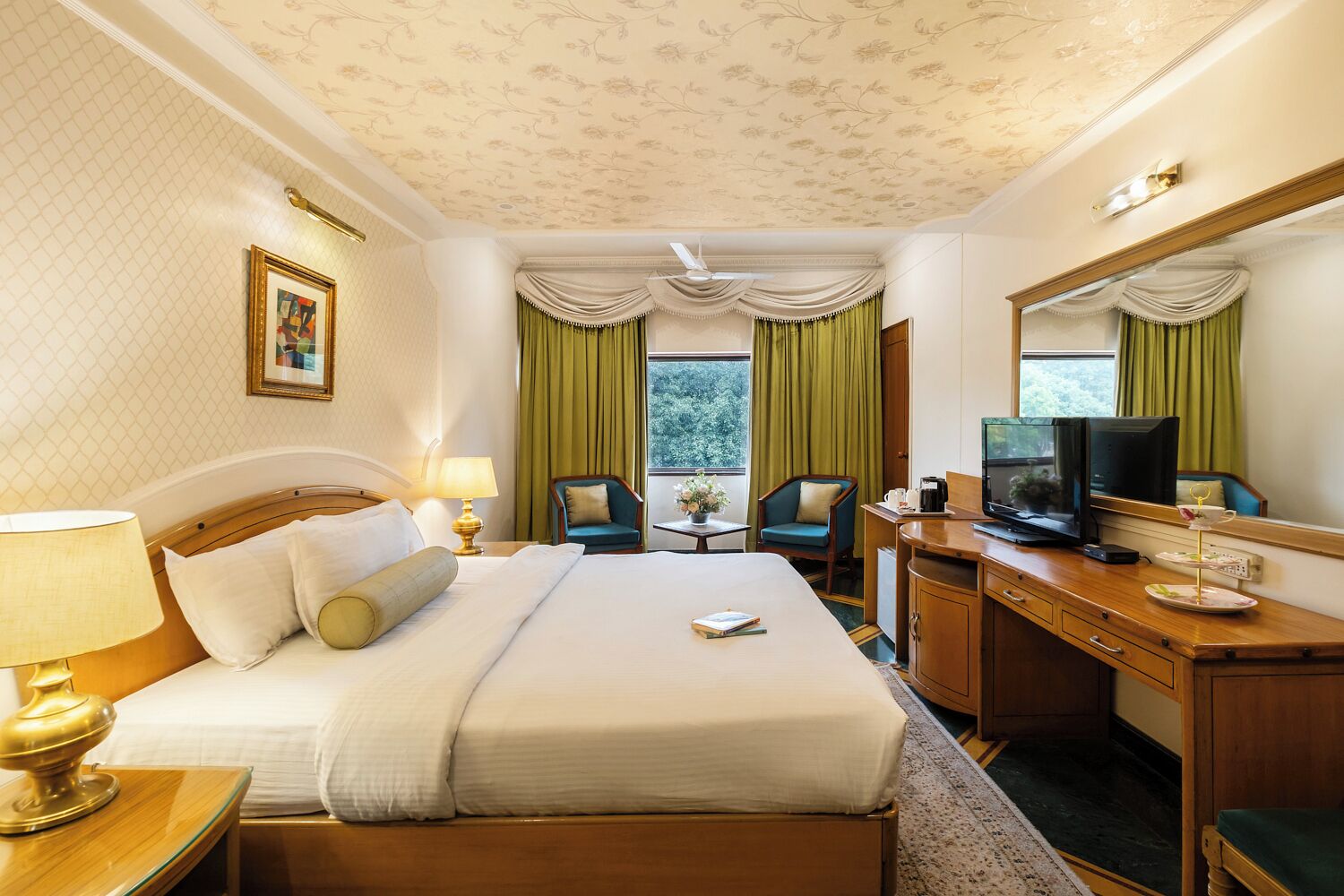 Suite Studio Luxe | Bureau, espace de travail pour ordinateur portable, Wi-Fi gratuit