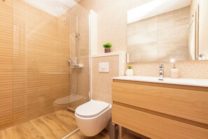 Apartment (A1) | Bathroom | Shower