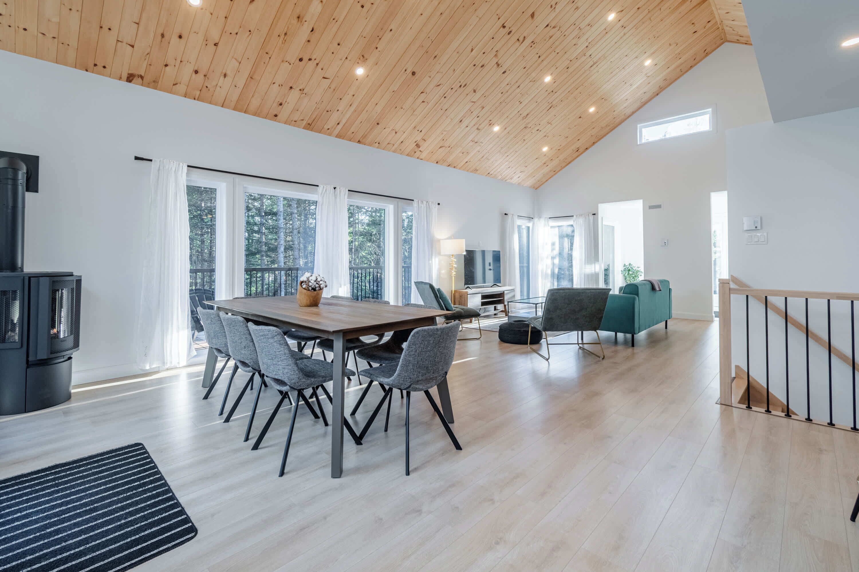 Chalet Oslo | Private Spa  Outdoor Escape - Quebec City