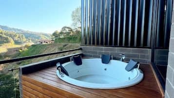 Cabaña familiar | Espacio para trabajar con laptop y wifi gratis