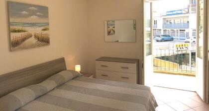 Carlo Apartment a stone's throw from all services