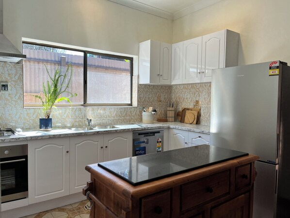 Fridge, microwave, oven, dishwasher
