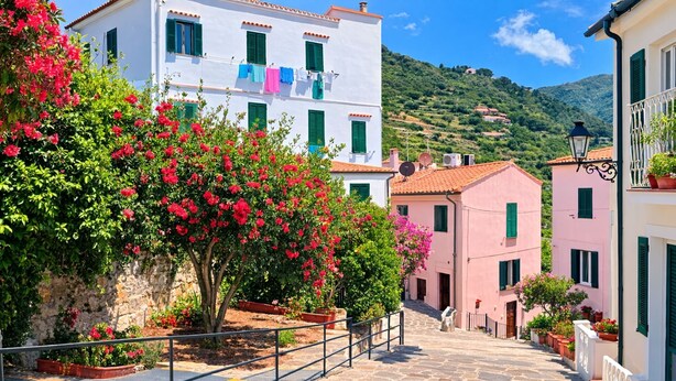 Unclassified image, 1 of 14, button - La Casina Riese in the heart of Rio nell'Elba (Rio dell'Elba)