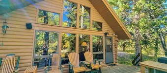 Uppa Creek Cabin- River Front - Hot Tub