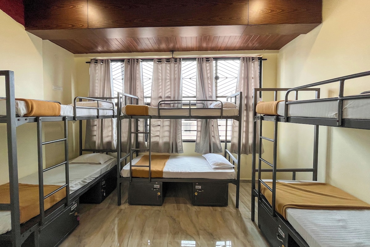 Deluxe Shared Dormitory