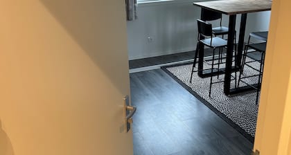 Fully booked please do not book