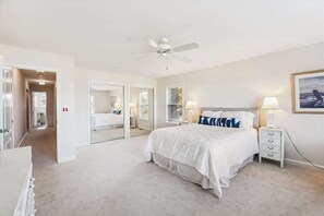 4 chambres, fer et planche à repasser, lit parapluie, Wi-Fi